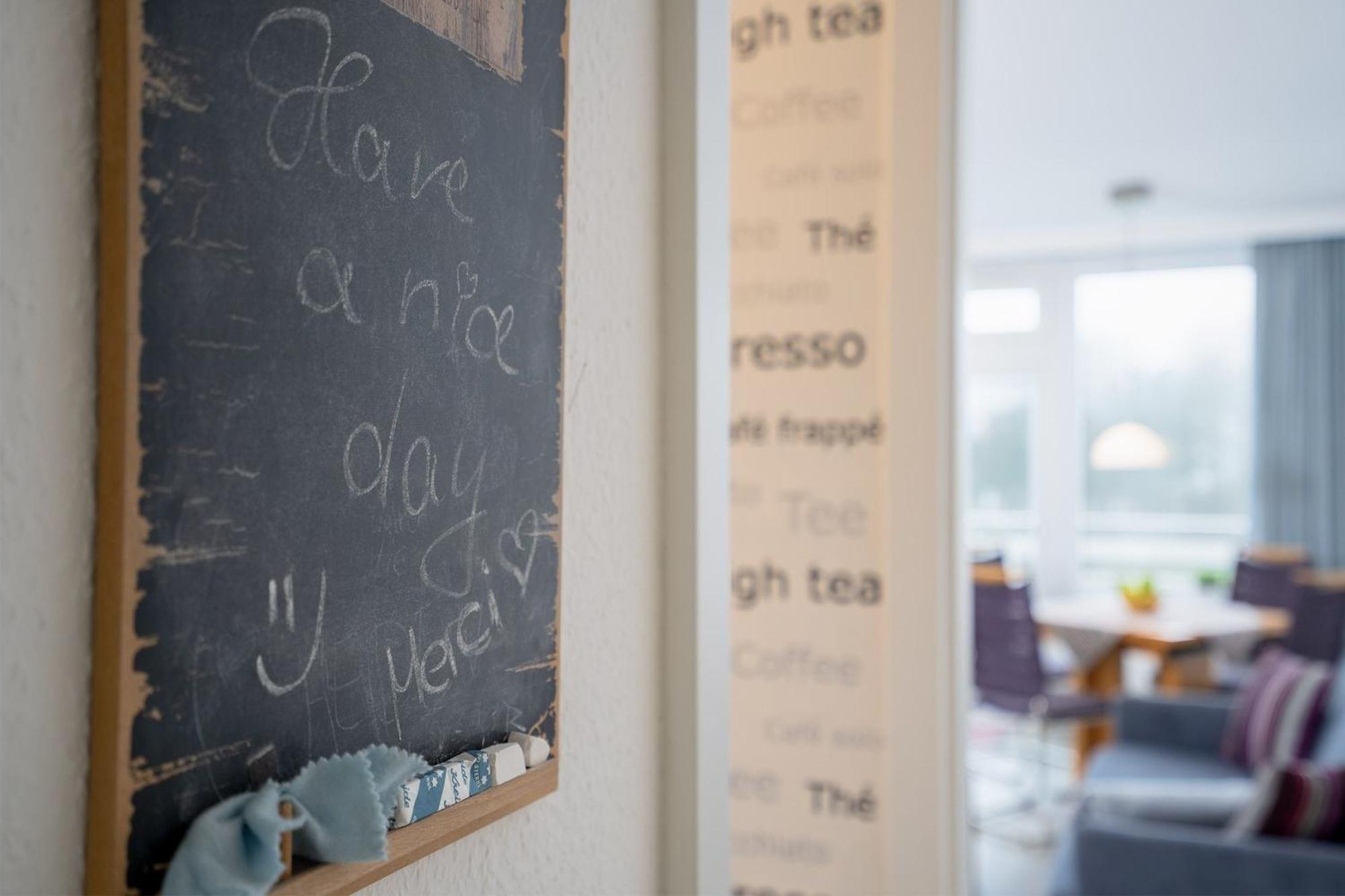 Ferienwohnung Luv und Lee mit Balkon im Haus Belvedere Grömitz Exterior foto