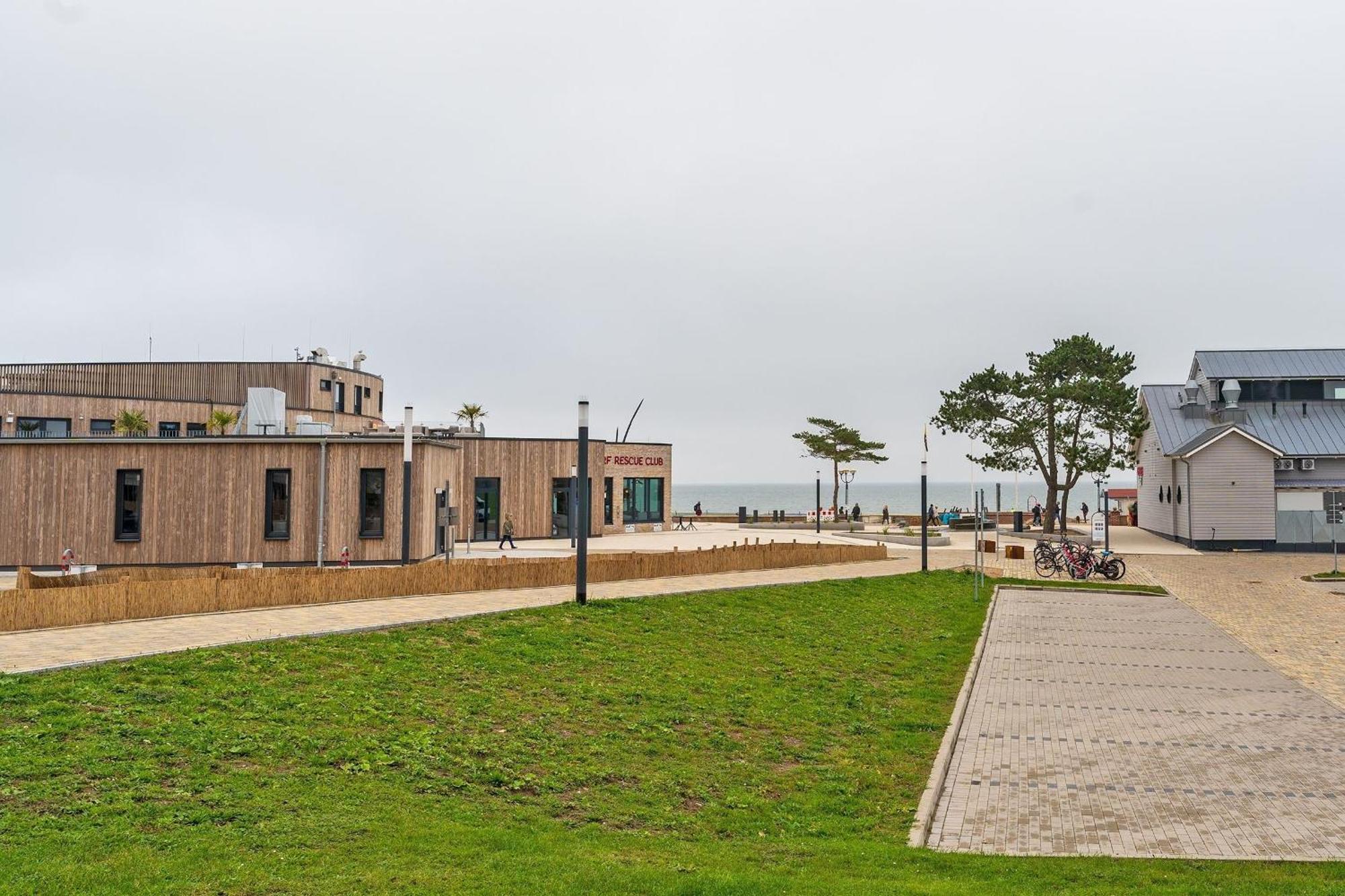 Ferienwohnung Luv und Lee mit Balkon im Haus Belvedere Grömitz Exterior foto